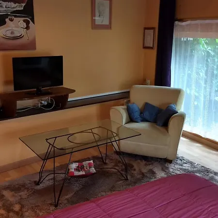 Cosy Proche Gare Avec Terrasse De Verdure Διαμέρισμα