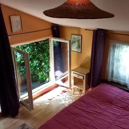 Cosy Proche Gare Avec Terrasse De Verdure 아파트